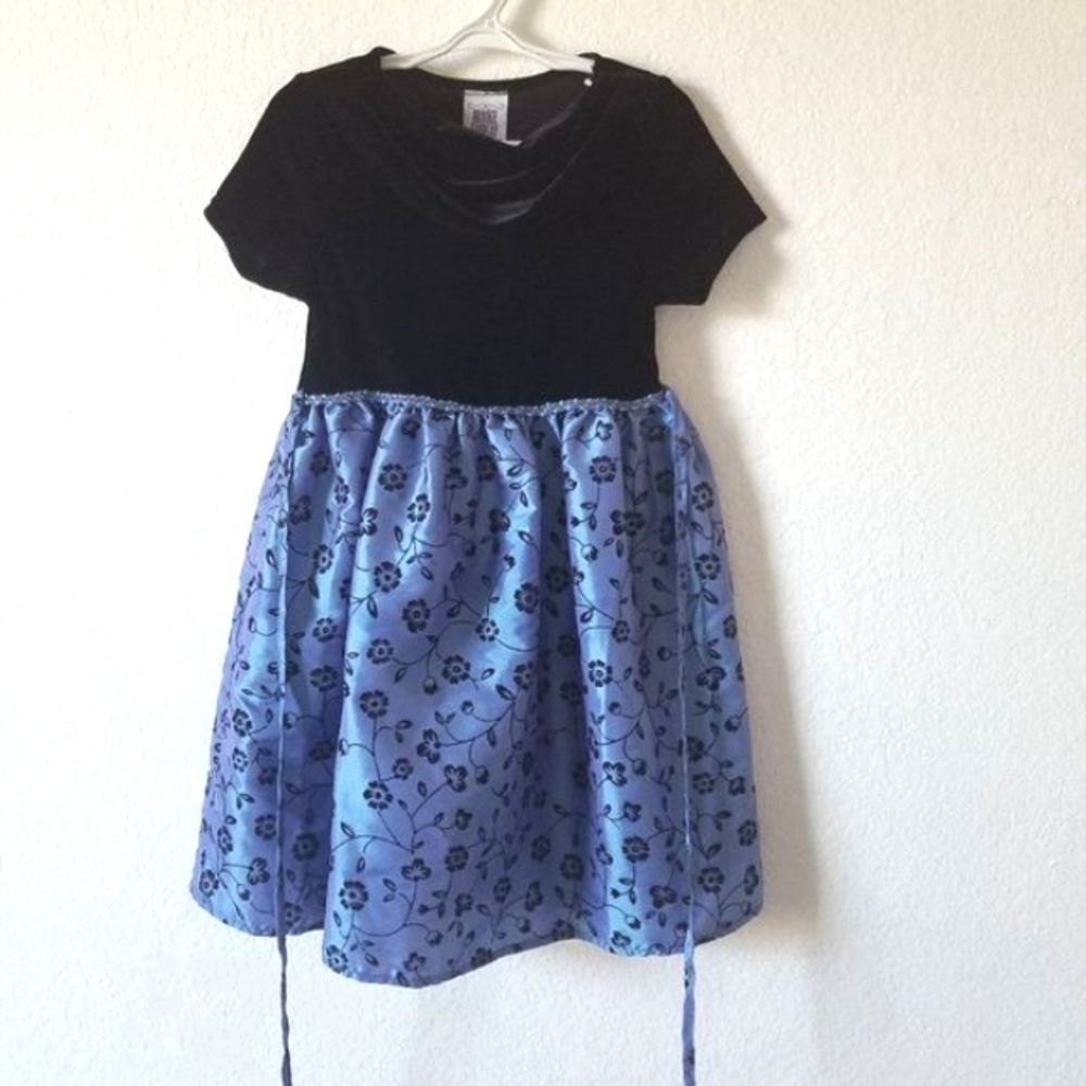 Brooke Lindsay Little Girls Dress Size 6